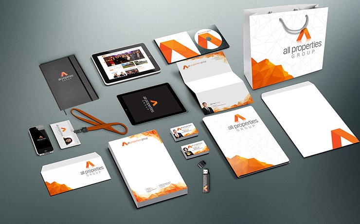 A professional showing an internet marketing strategy on a digital board.